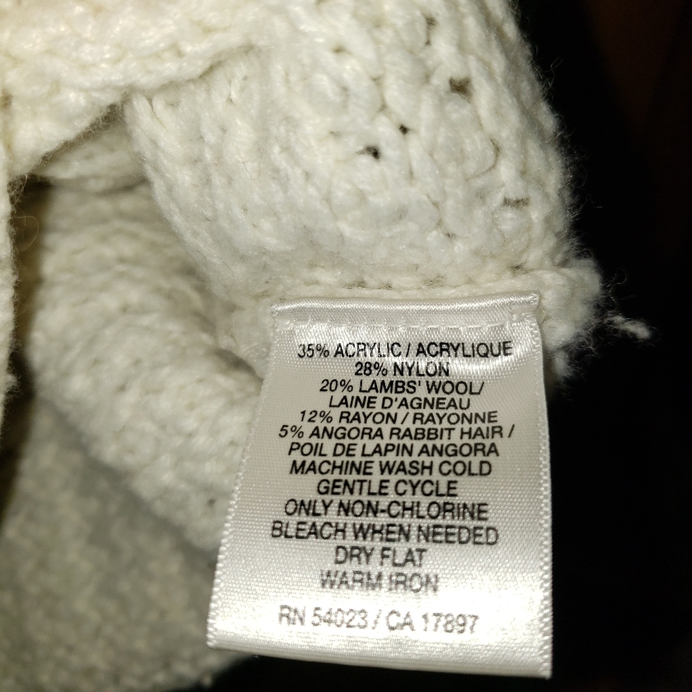 Sweater - Picture 4 of 4